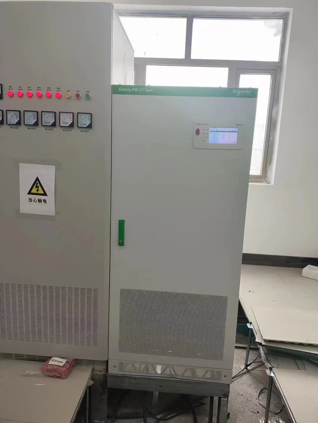 青海某锂业项目施耐德PW2代30KVA主机